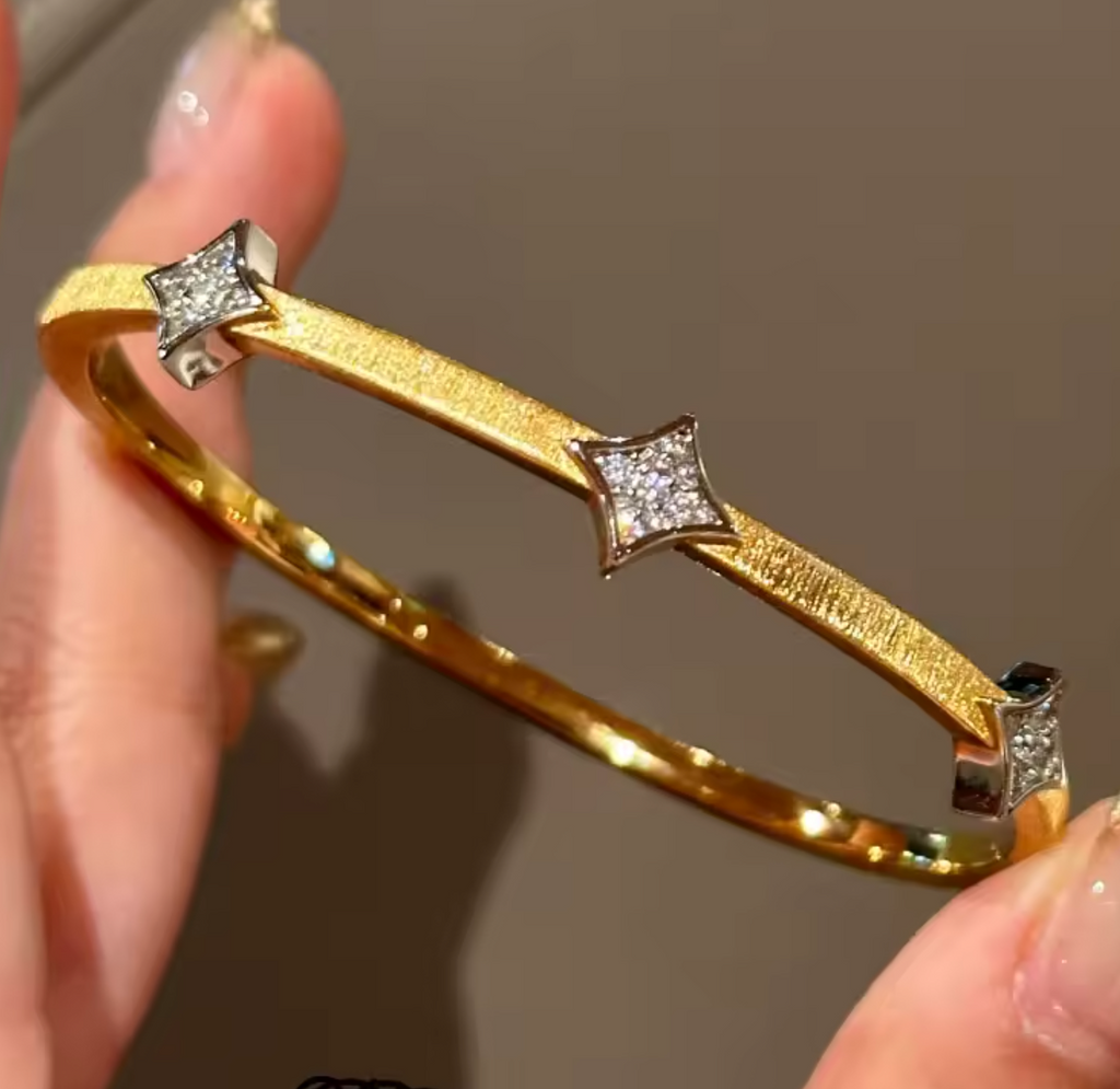 Single Zircon Luxury Bangle Bracelet for Women