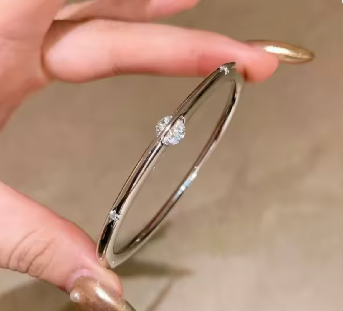 Solitaire Bangle Bracelet for Women