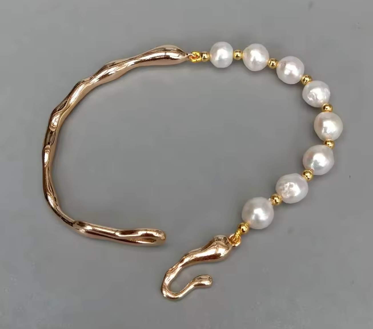 7–8mm Freshwater Cultured White Pearl Bracelet