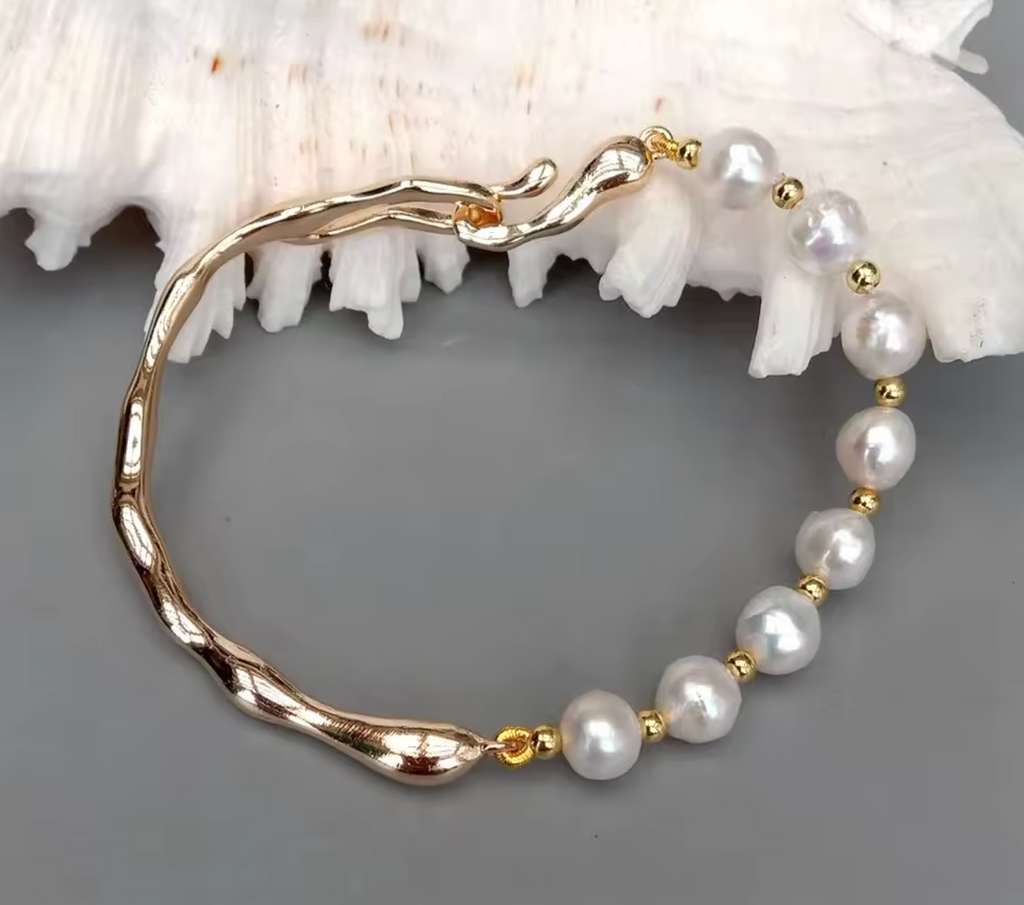 7–8mm Freshwater Cultured White Pearl Bracelet
